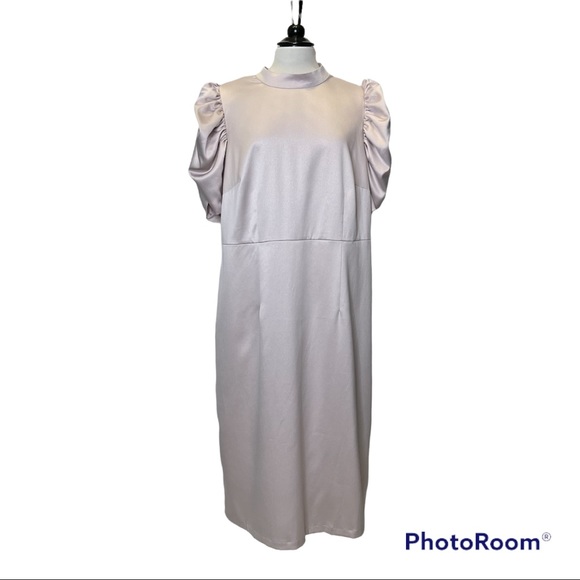 H&M Dresses & Skirts - H&M Satin Champagne Puff Sleeves XL